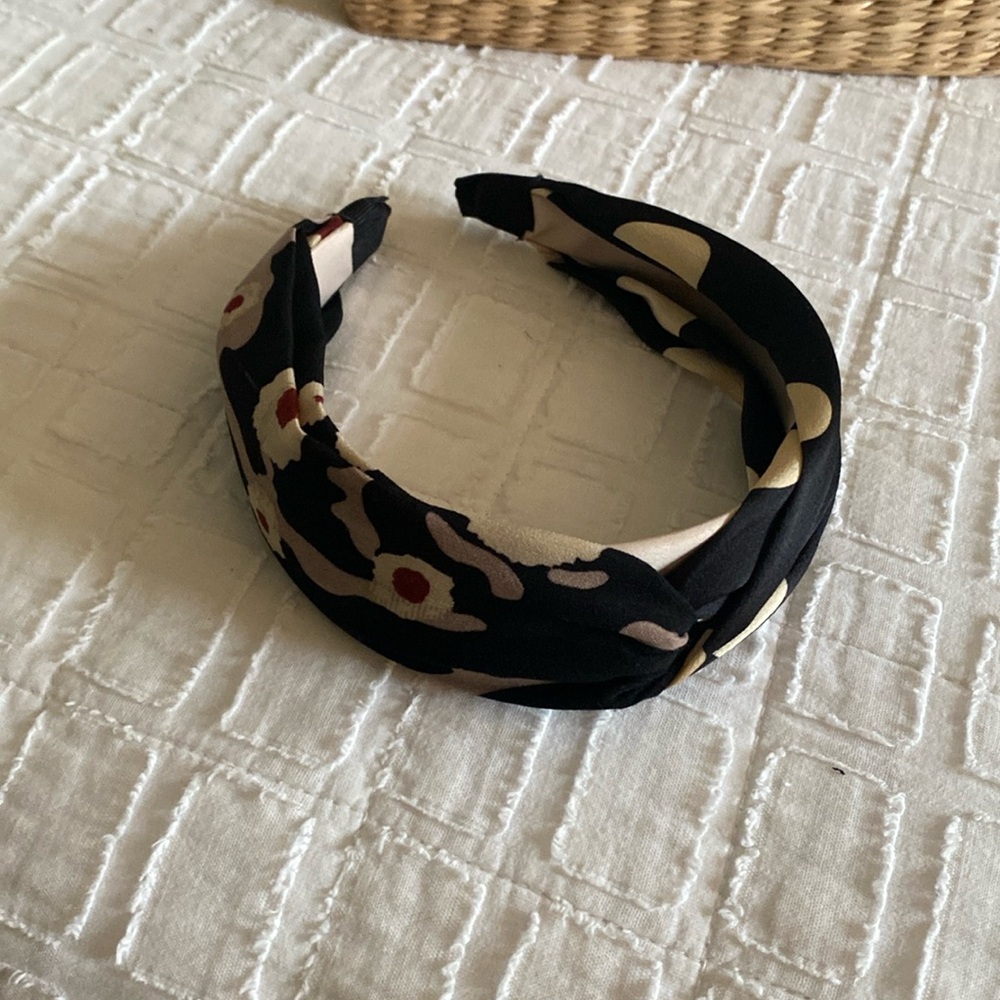Silk headband dots on one side floral on other